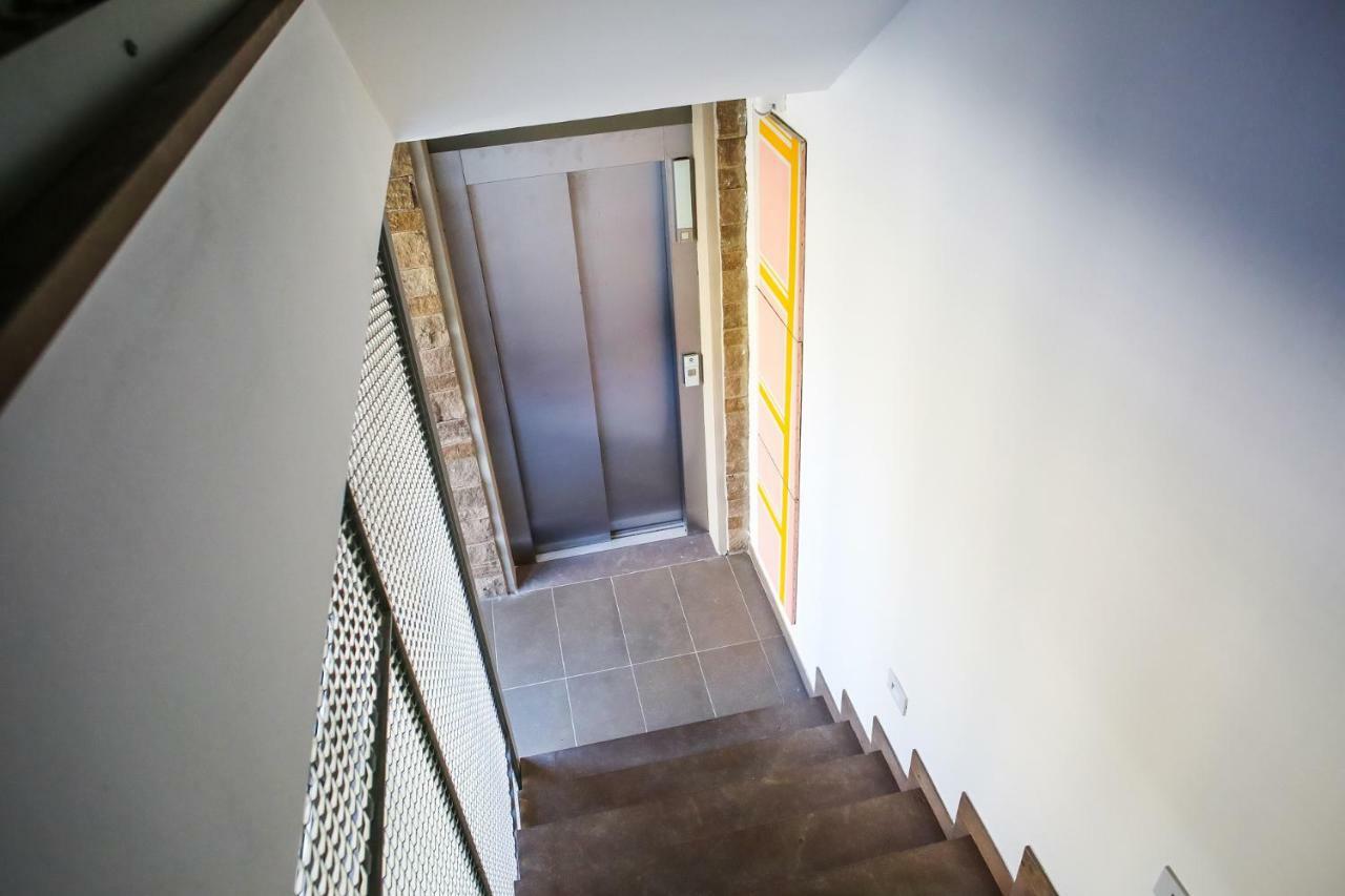 B&B Warmup Grosseto - Parcheggio Incluso Nella Corte Interna Exterior photo